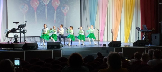 Концерт ансамблей-спутников «Яркий я» Концерт ансамблей-спутников «Яркий я».